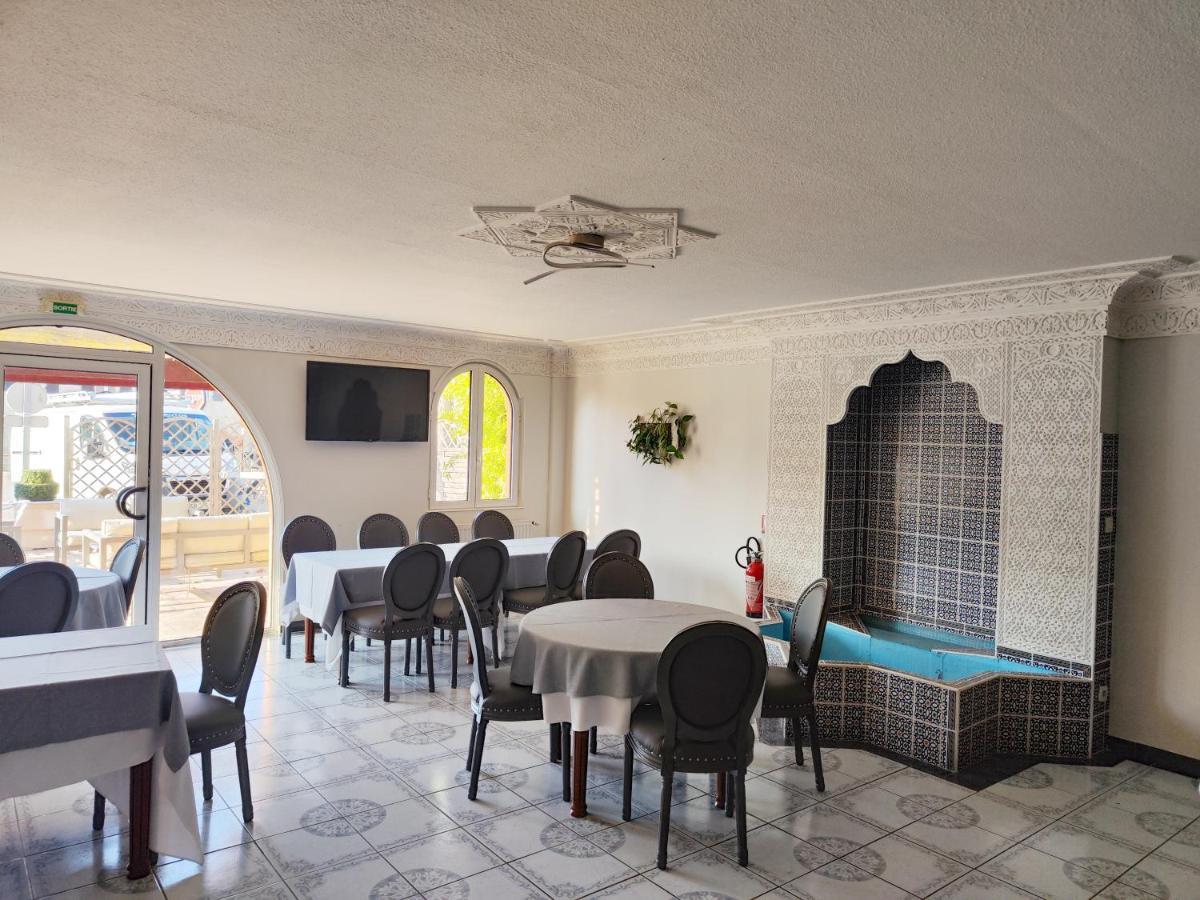Hotel-Restaurant Le Commerce Nogaro Dış mekan fotoğraf