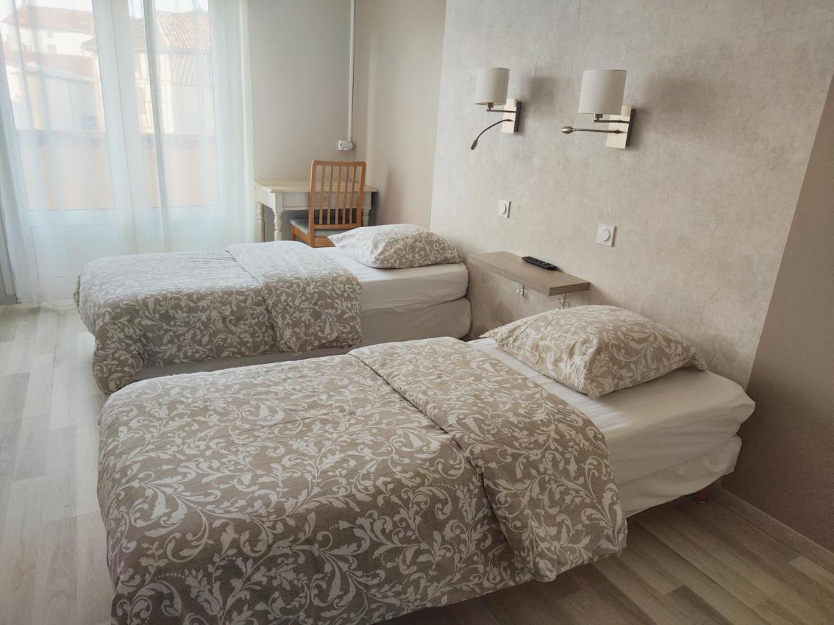 Hotel-Restaurant Le Commerce Nogaro Dış mekan fotoğraf